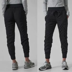 Athleta ATTITUDE LINED HIGH RISE JOGGER in black sz 2